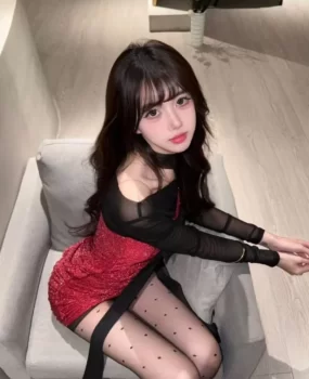 身材火辣的美女