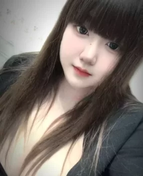 香坊E乳坦克