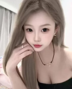 气质服务型美女