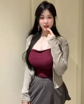 老师豪乳两手抓不过来