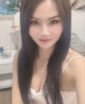 妹子小鲍鱼水滋滋任由蹂躏