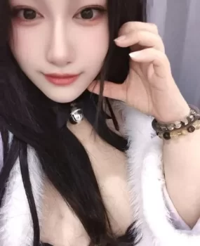 清纯甜美小迷妹