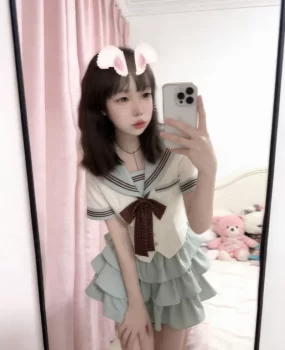 18岁超紧嫩妹