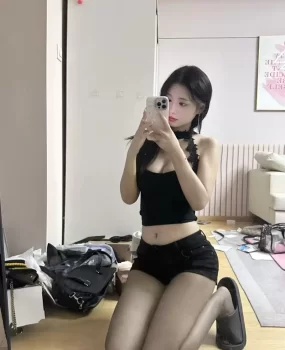 兼职妹儿 三点粉嫩