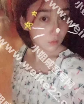 浦东新区世纪公园美女雨昕