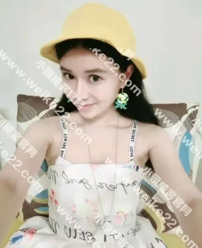 模特学生妹兼职本人亲身体验还不错的高冷妹