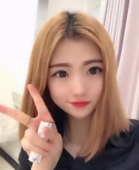 大连金夫人婚纱店  业务员