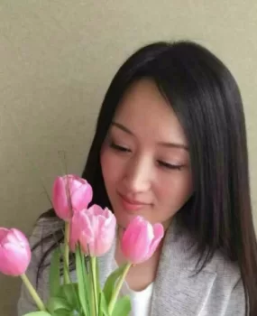 兼职少妇身材苗条