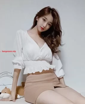 宁波双飞兼职上门姐妹花，帝王套餐给自己整了一个早知道带上兄弟一起了更刺激