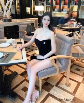 太原市长风街约的极品小嫩模，前凸后翘的，爽的一批！