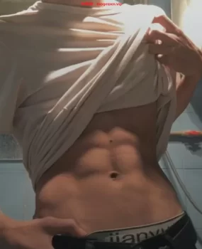 23岁学生外出兼职可约